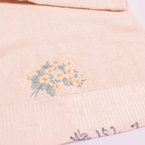 Полотенце махровое  "Весенние цветы" (БРАК, без маркировки)
