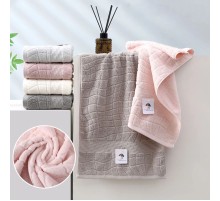 Полотенце махровое с петелькой 1504602  Р