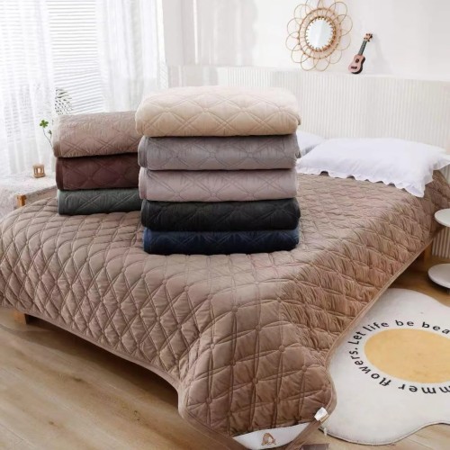 Покрывало велюр А 356 в ассортименте из Иваново